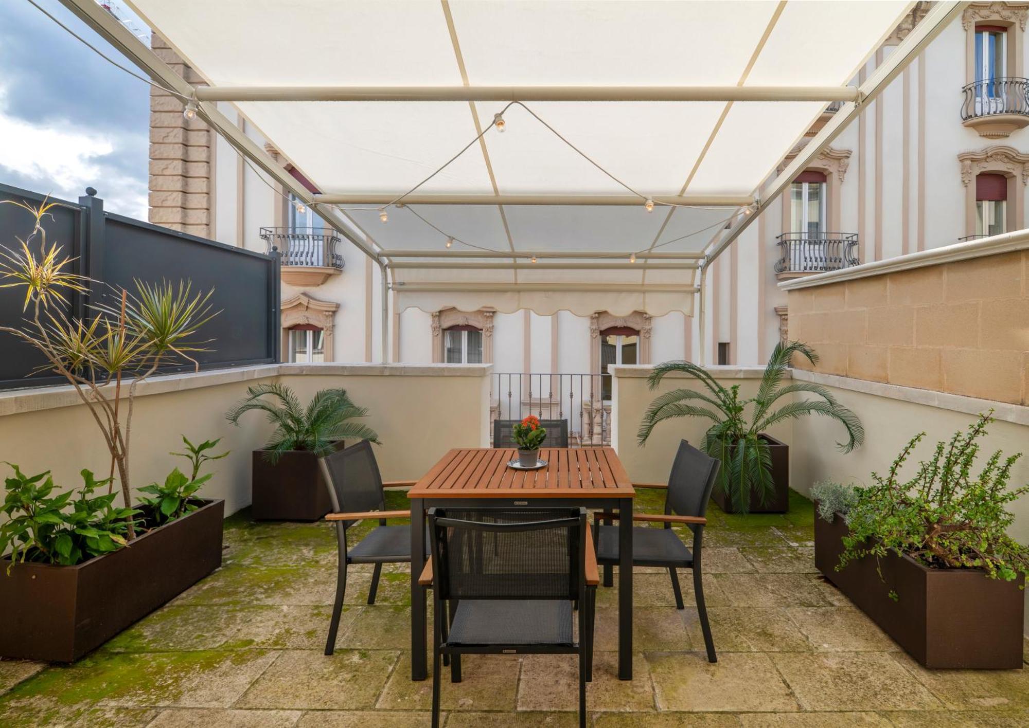 Blu Mazzini 1 - Appartamento Luxury Con Terrazza Privata Lecce Exterior foto